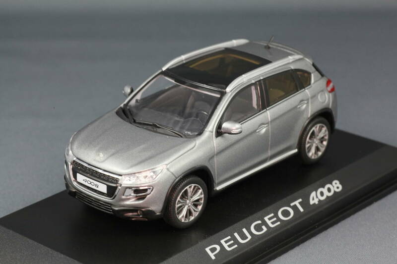 peugeot_4008_2012_titanium_grey_01.jpg