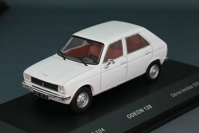 peugeot_104_1972_blanc_01.jpg