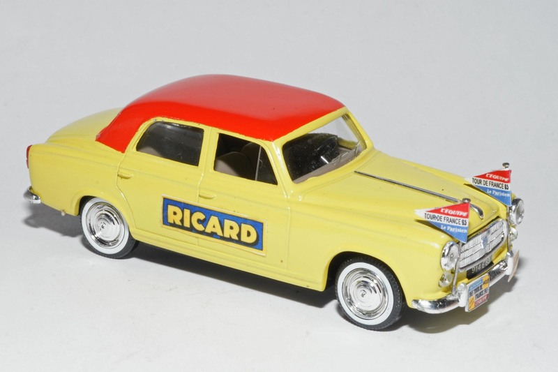 403 Ricard TdF base Solido Peinture et Décalques maison.JPG