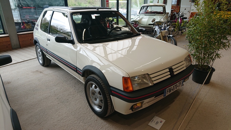 Peugeot 205 GTi 1L9 1987_1.JPG