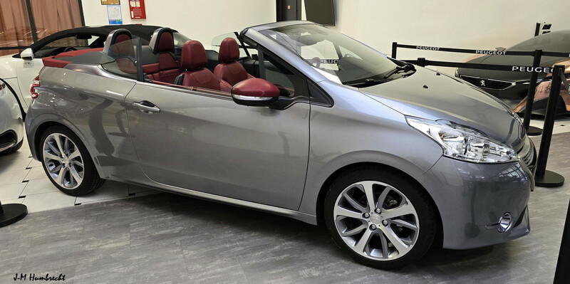 208 cabriolet