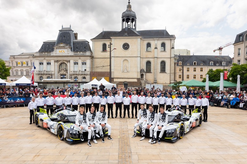 Team Peugeot Totaenergies Le MAns 2025.jpg