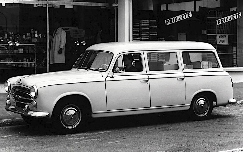 La 403 commerciale.jpg