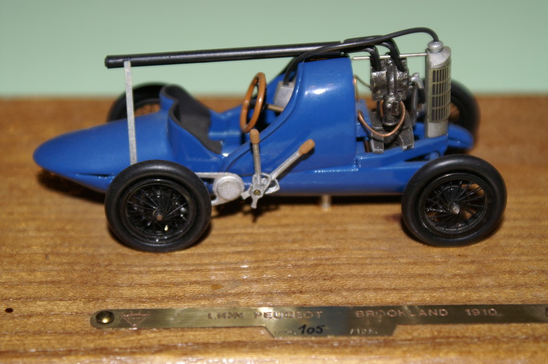 1910 lion peugeot_redimensionner.JPG