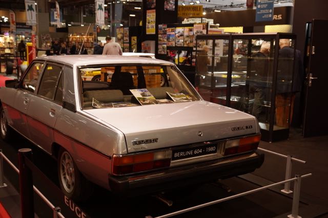 Retro_Peugeot_02.jpg