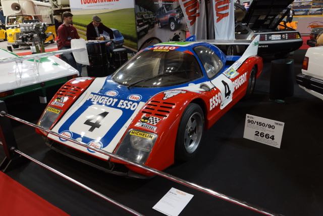 Retro_Peugeot_24.jpg