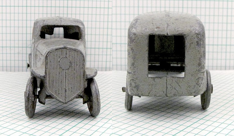 301 AR fourgon ambulance (3).jpg