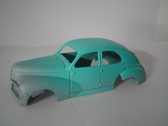 Peinture Peugeot 203 Roland (1).JPG