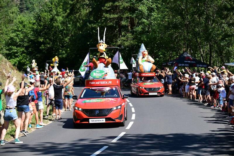 Peugeot 308 Parc Astérix - Tour-de-France-2022.jpeg