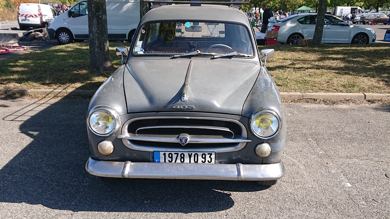 Peugeot 403 fourgonnette - b.JPG